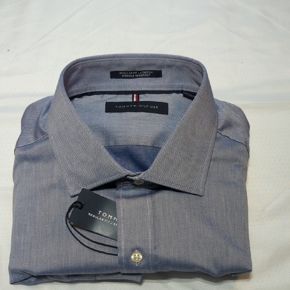Tommy Hilfiger Light Blue Dress Shirt - Picture 10 of 12